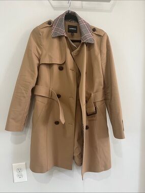 Express Tan Double-Breasted Trench Coat with Checked Collar